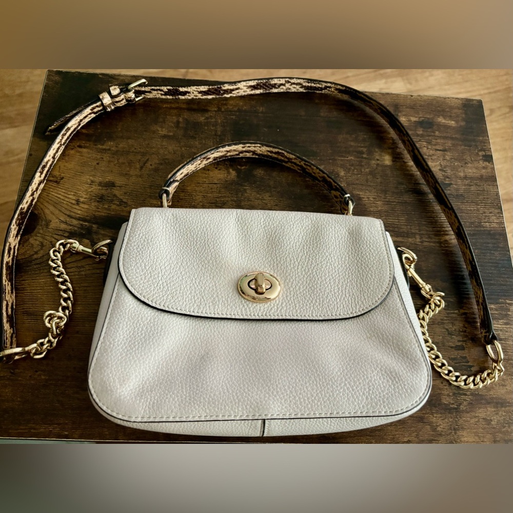 Authentic Coach Handbag/Shoulder bag